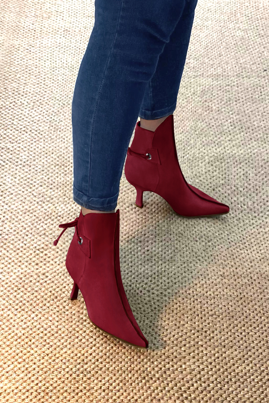 Burgundy red women's ankle boots with laces at the back. Pointed toe. High slim heel. Top view - Florence KOOIJMAN